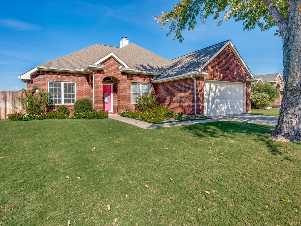 1010 Diane Street Aubrey TX 76227