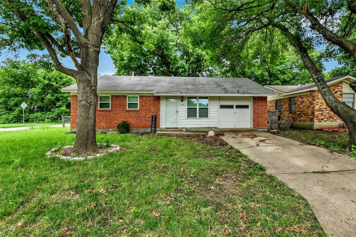 1200 Marlborough Street Sherman TX 75092
