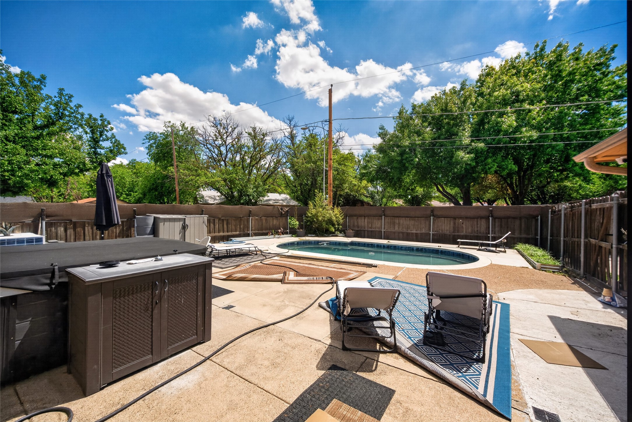 817 Oakland Street Grand Prairie TX 75052