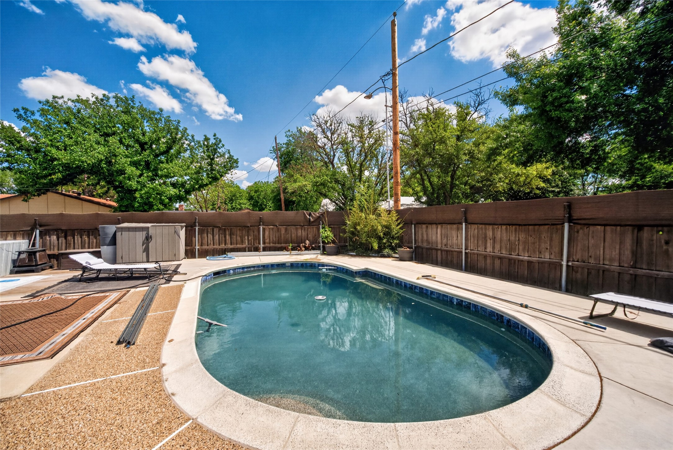 817 Oakland Street Grand Prairie TX 75052