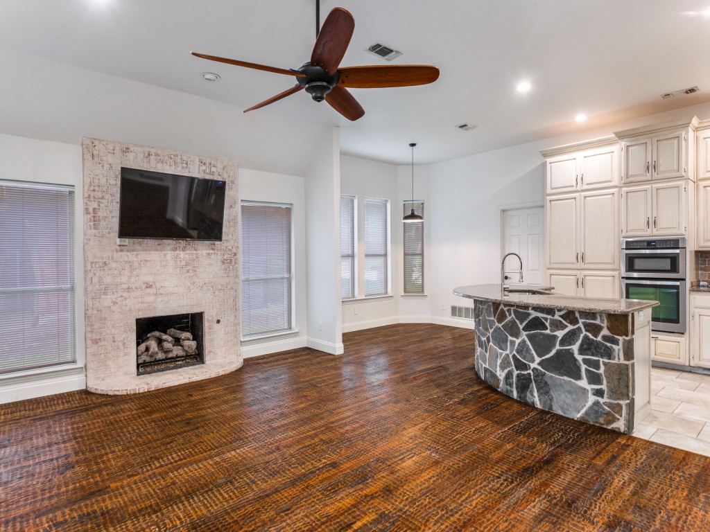 1509 Cat Mountain Trail Keller TX 76248