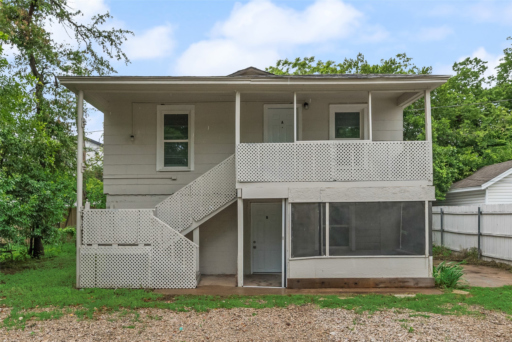821 Bond St Street Fort Worth TX 76114
