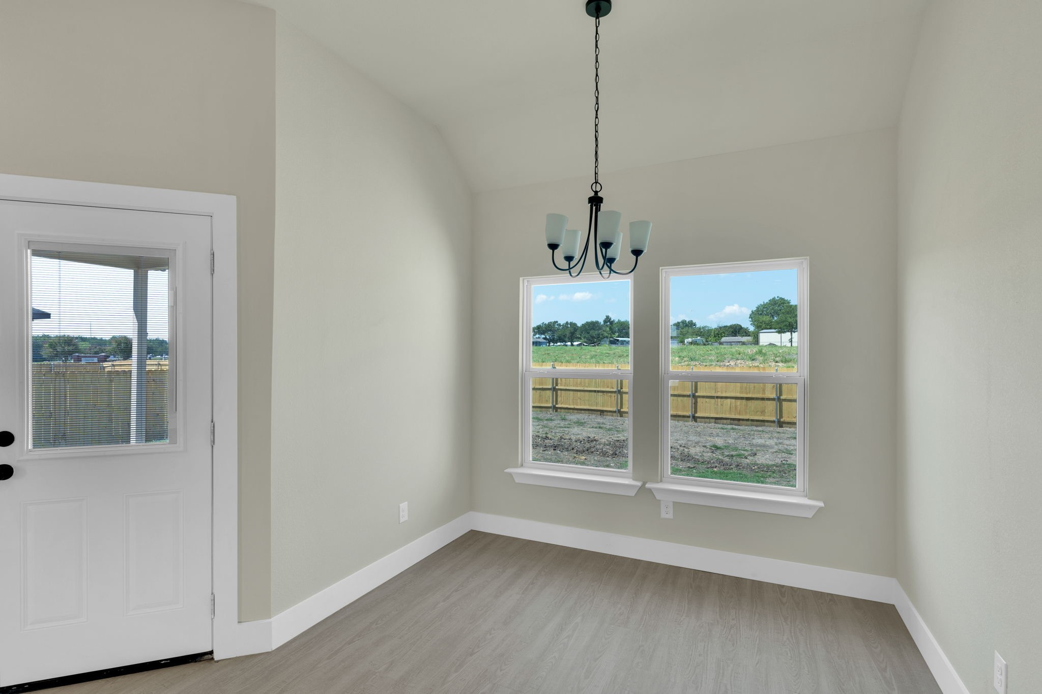 530 E Lamar Street Palmer TX 75152