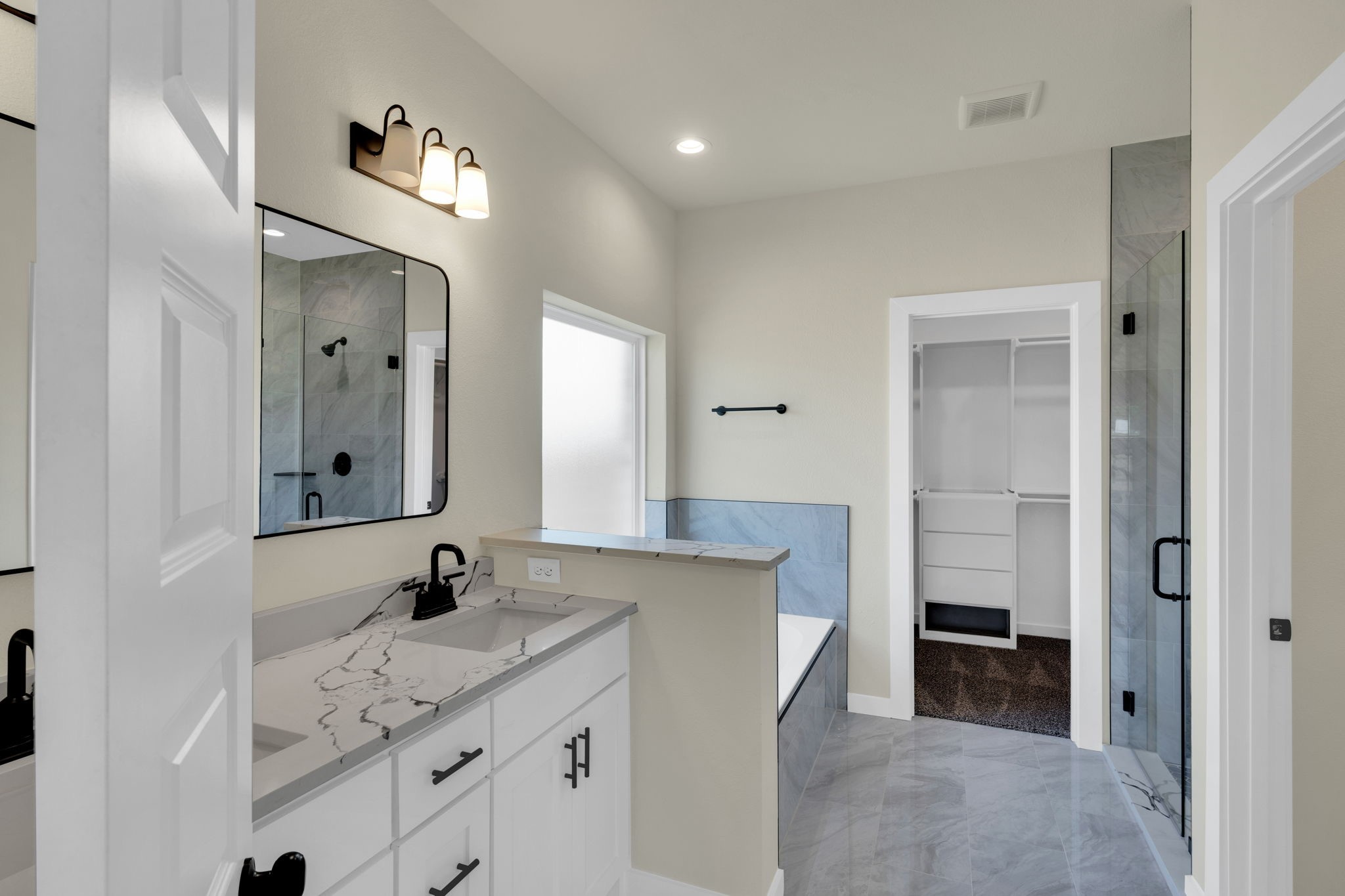 530 E Lamar Street Palmer TX 75152