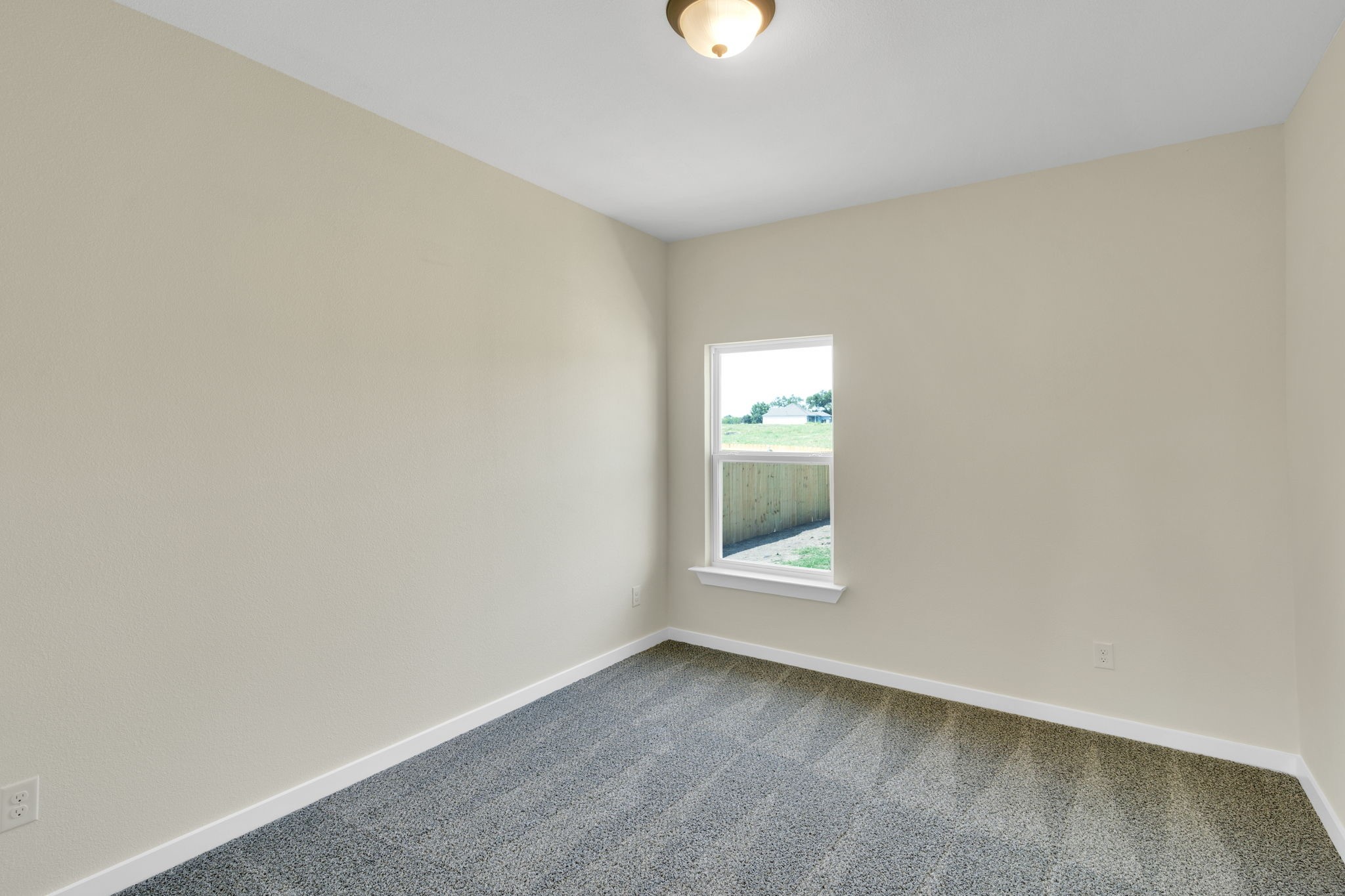530 E Lamar Street Palmer TX 75152