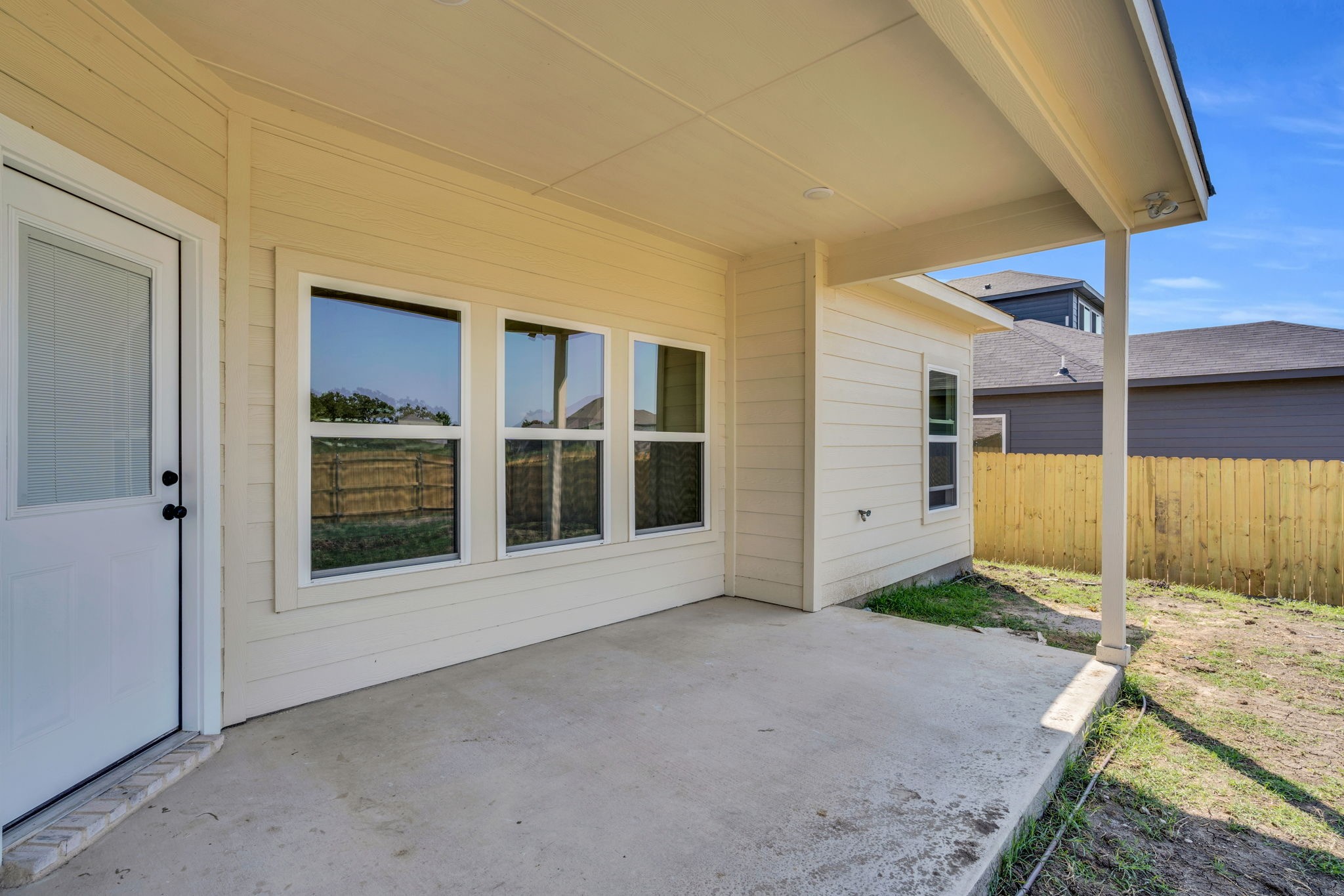 530 E Lamar Street Palmer TX 75152