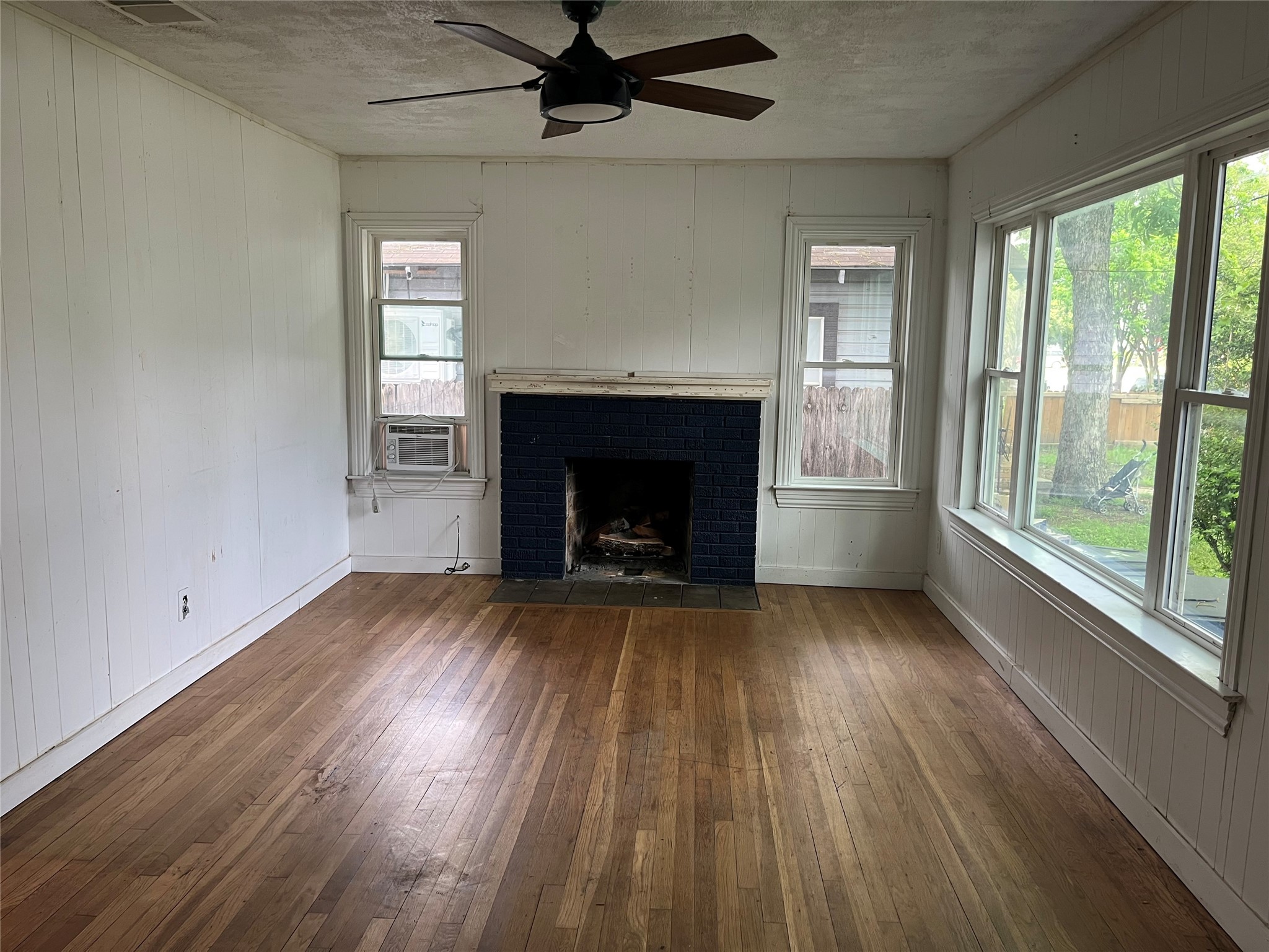 4060 Mount Vernon Avenue Fort Worth TX 76103