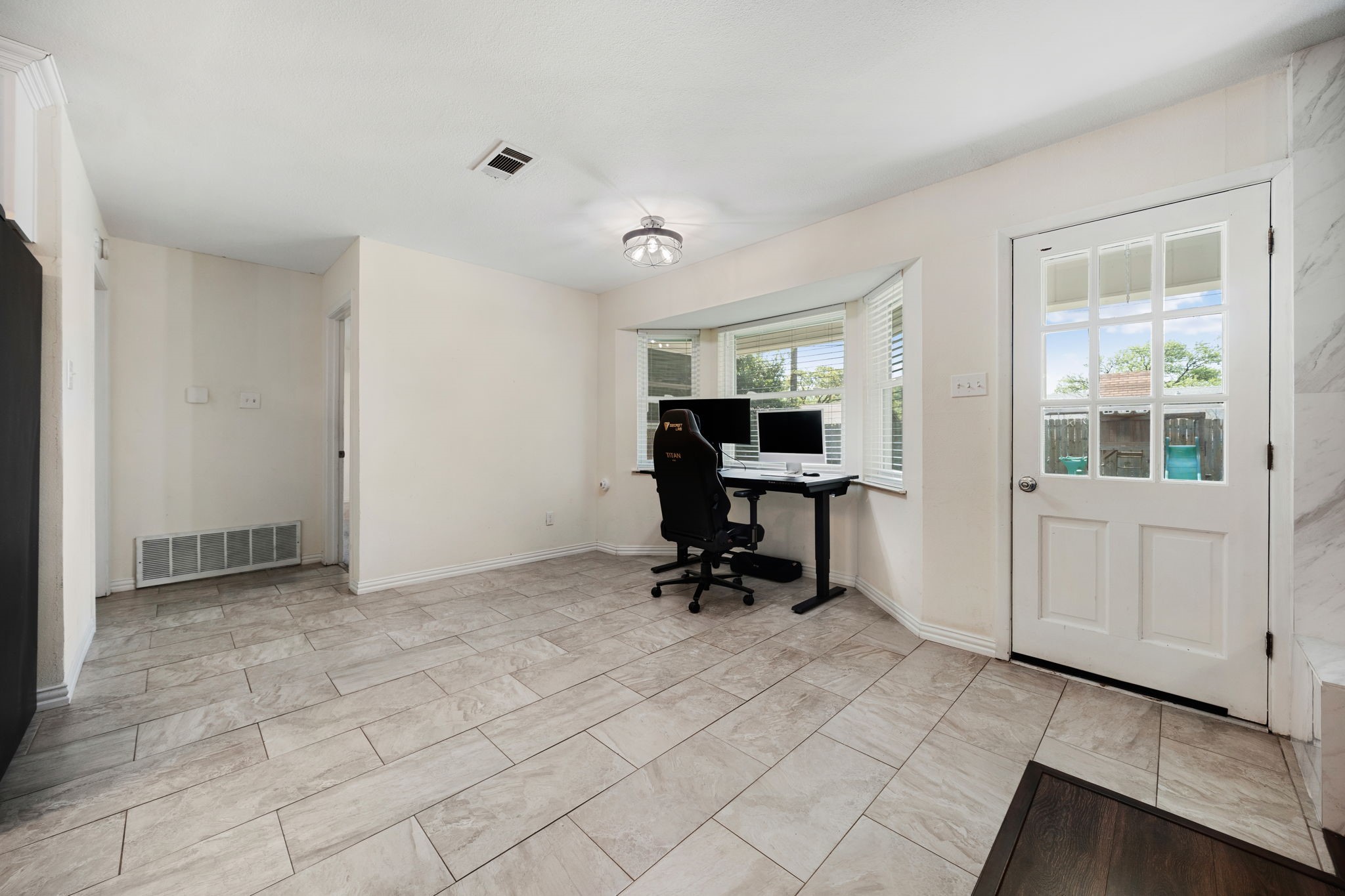 1803 Windlea Drive Euless TX 76040