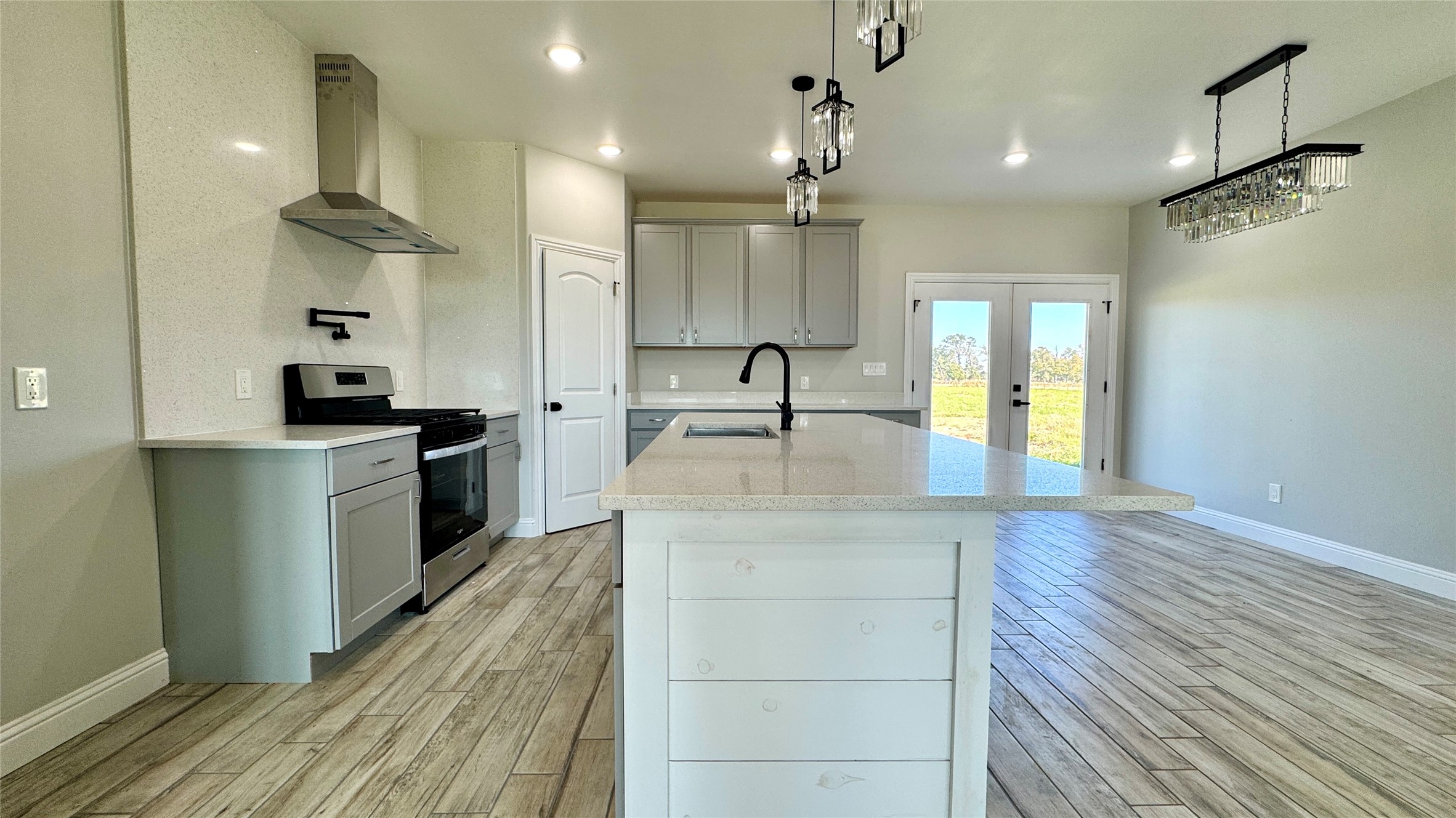 1490 Fm 1256 Eustace TX 75752