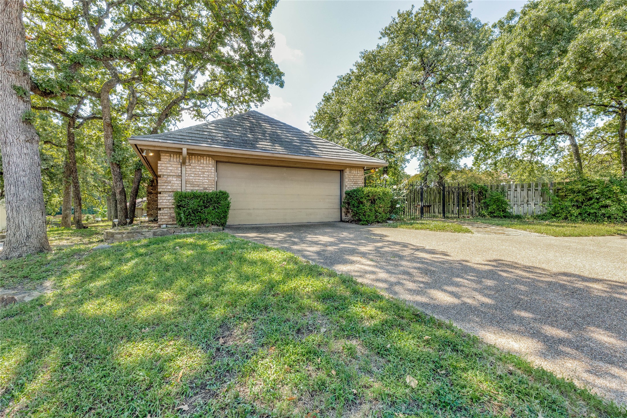 413 Timber Bay Court Azle TX 76020