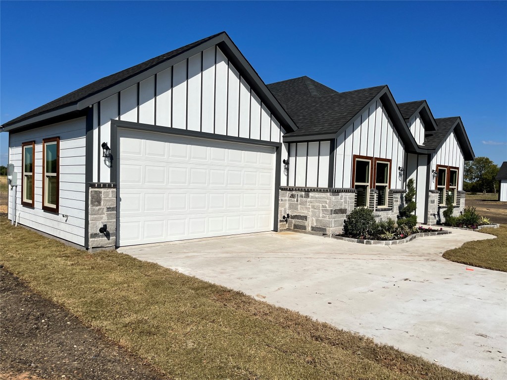 465 County Road 4027 Savoy TX 75479
