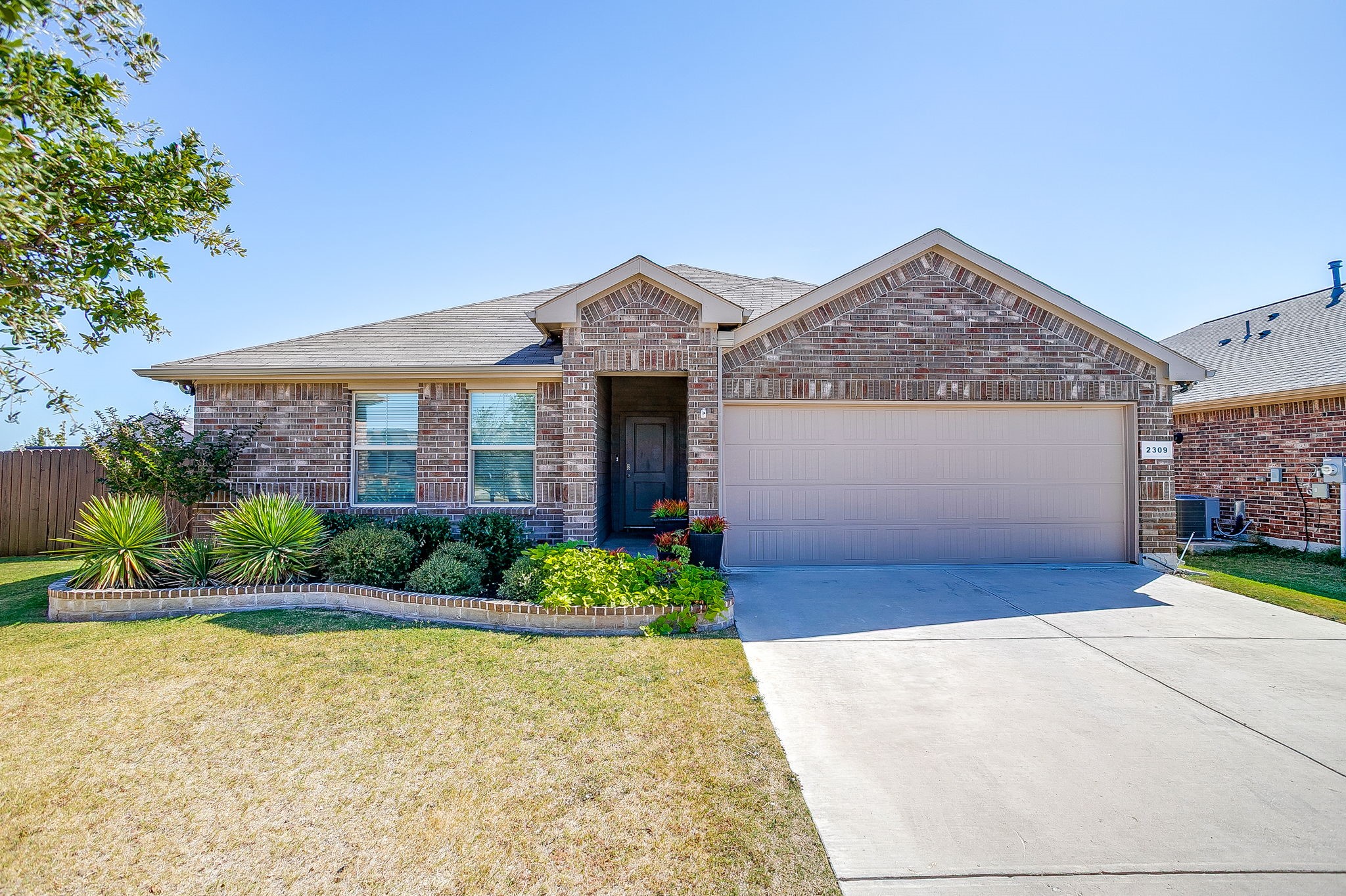 2309 Myrtle Beach Drive Fort Worth TX 76108