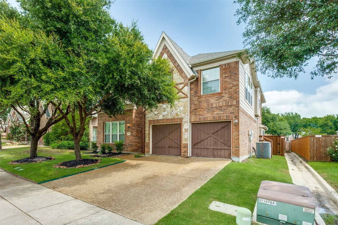 5526 Dearborn Lane Garland TX 75040