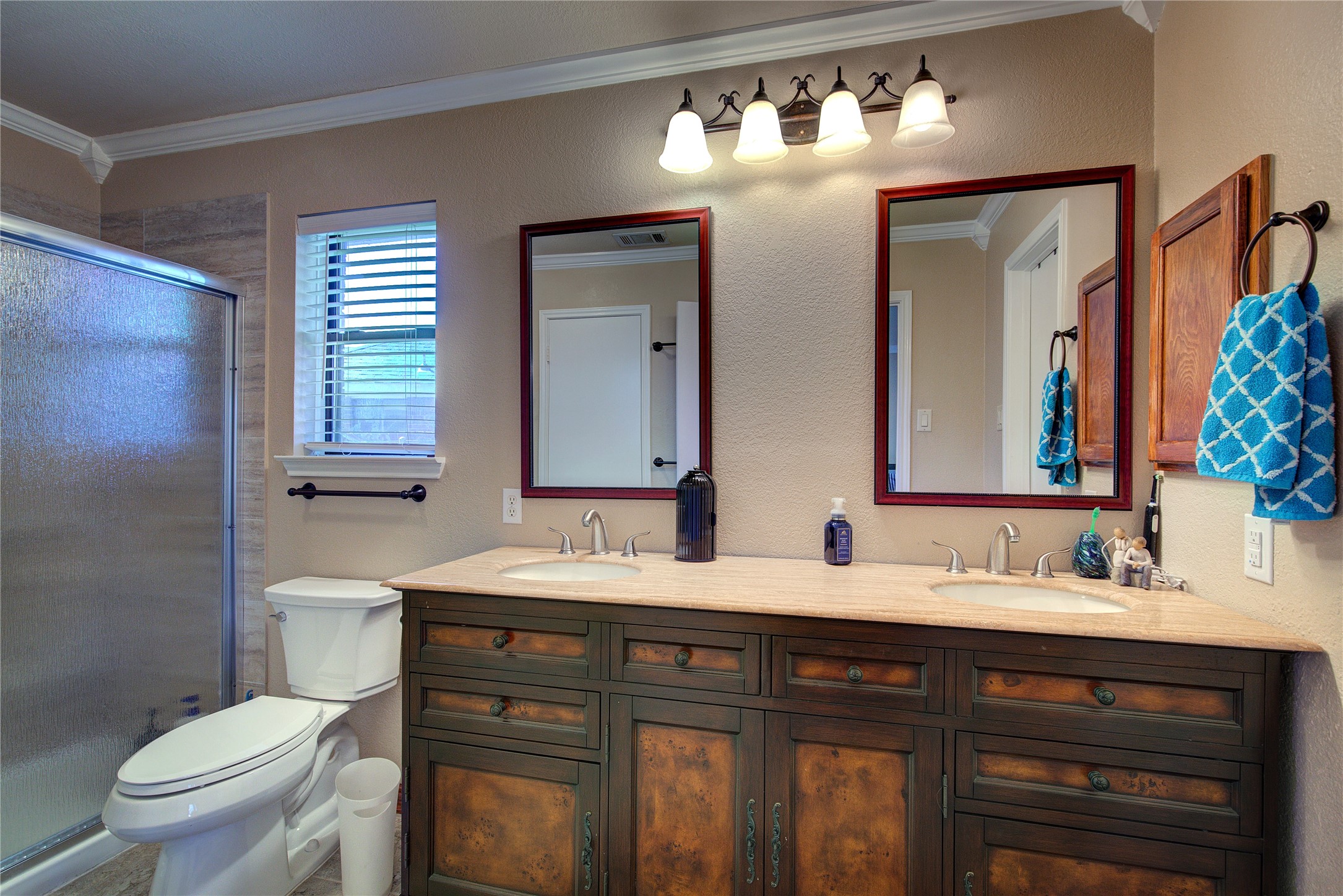 2006 Orchard Trail Garland TX 75040