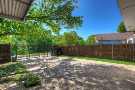2006 Orchard Trail Garland TX 75040