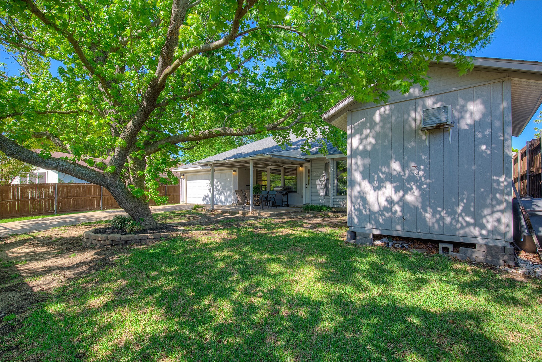 2006 Orchard Trail Garland TX 75040
