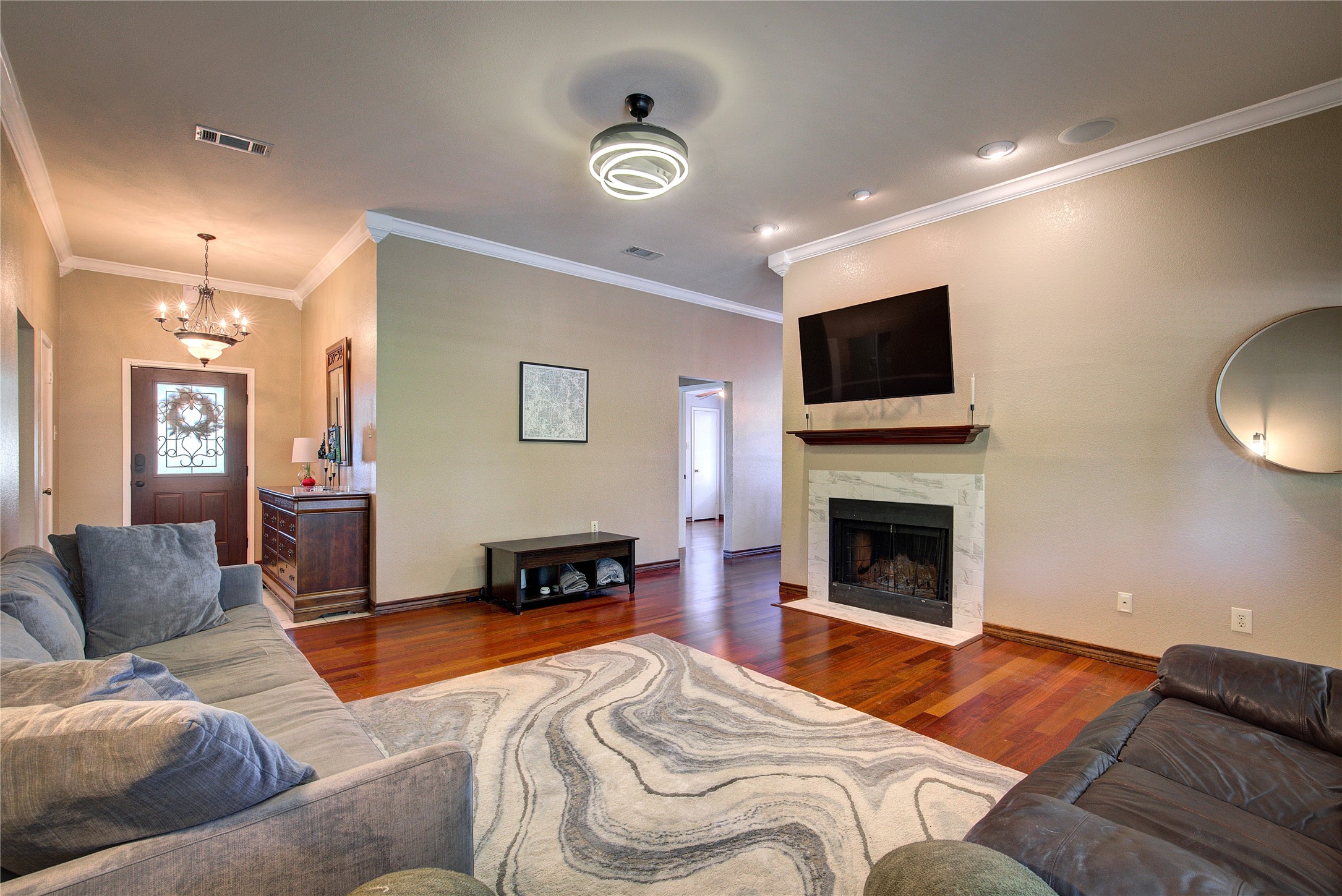 2006 Orchard Trail Garland TX 75040