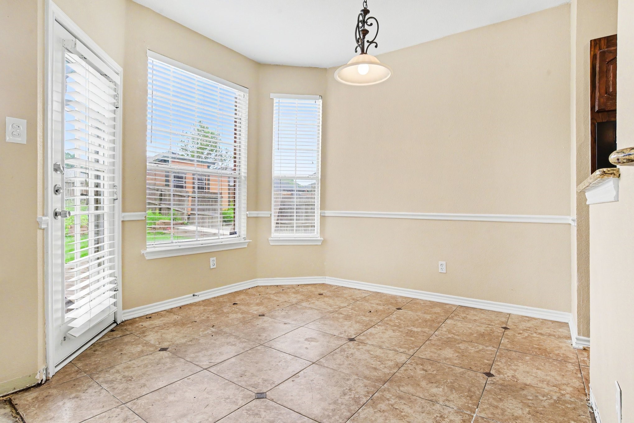 1621 Churchill Lane Mansfield TX 76063