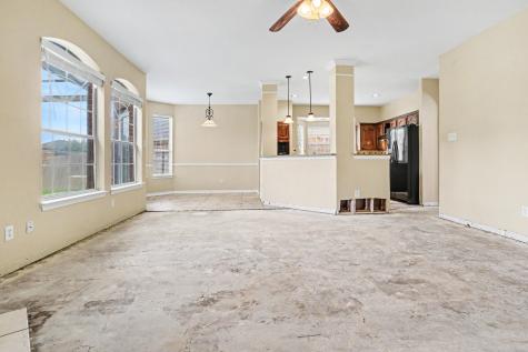 1621 Churchill Lane Mansfield TX 76063