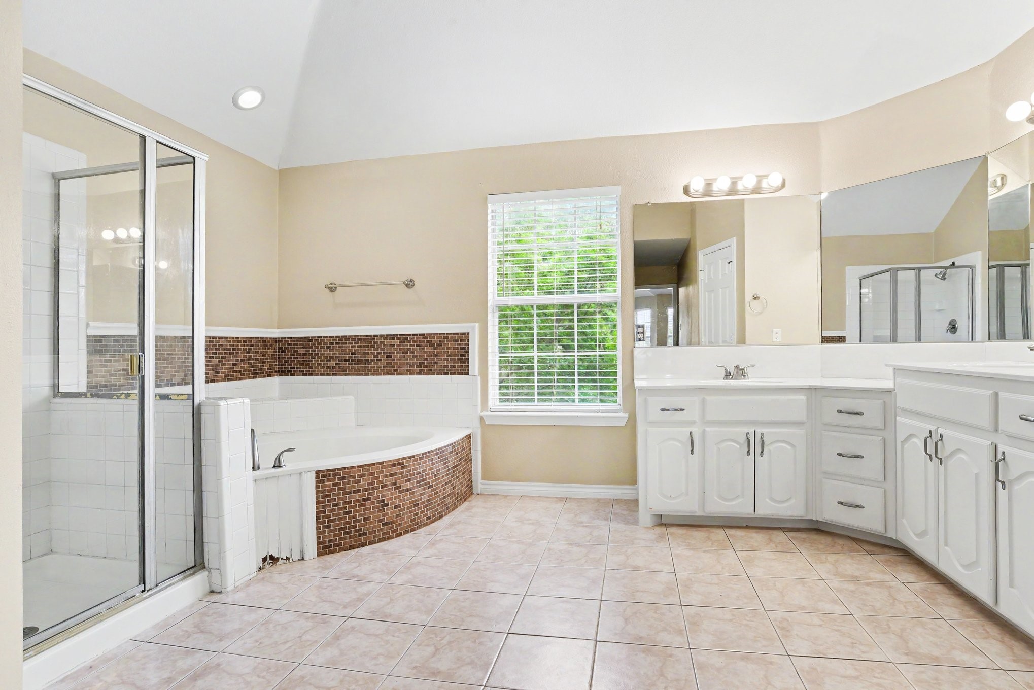 1621 Churchill Lane Mansfield TX 76063