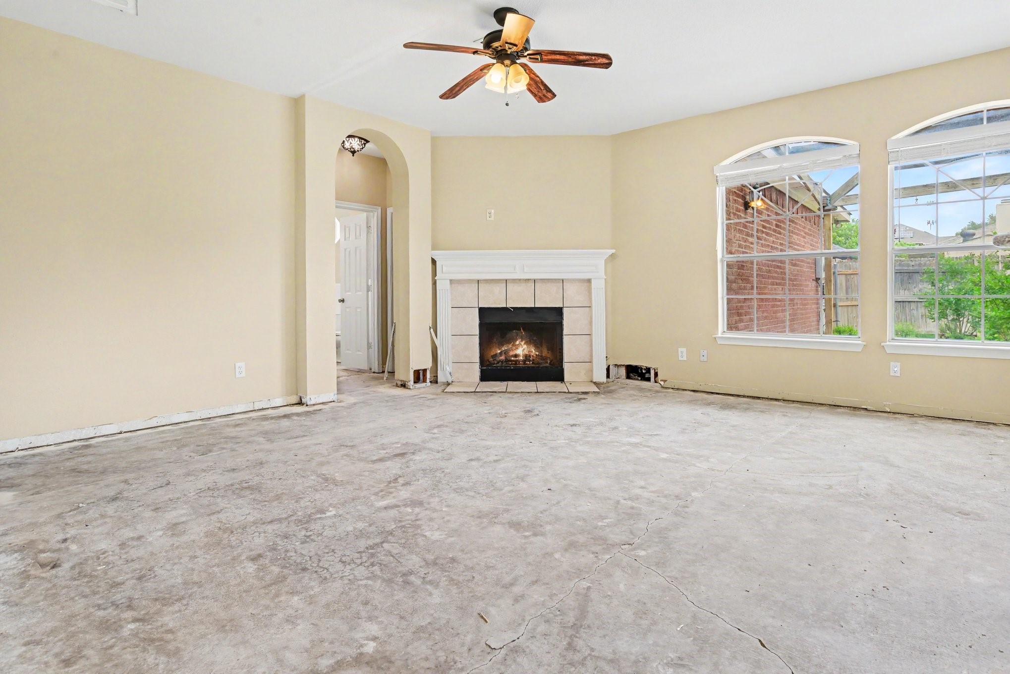 1621 Churchill Lane Mansfield TX 76063