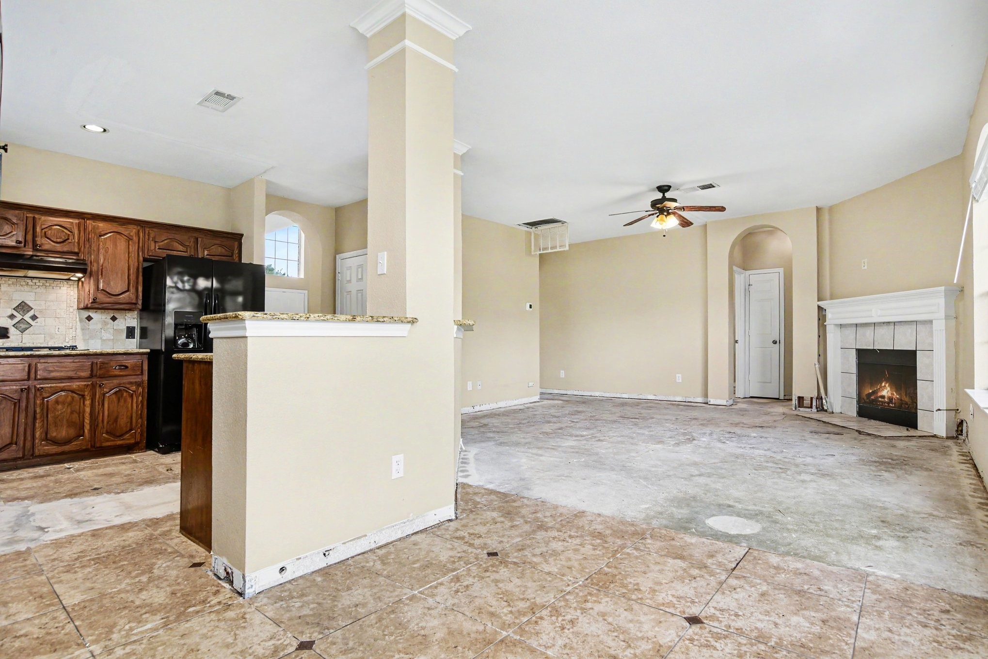 1621 Churchill Lane Mansfield TX 76063