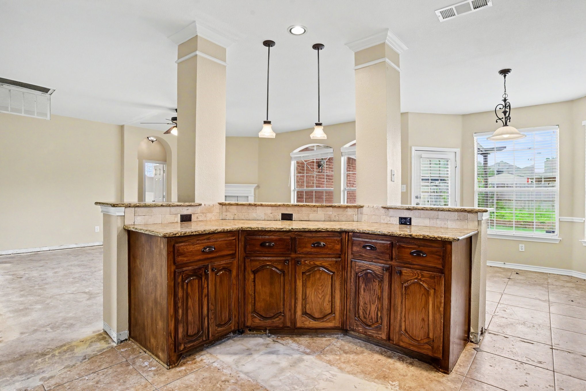 1621 Churchill Lane Mansfield TX 76063
