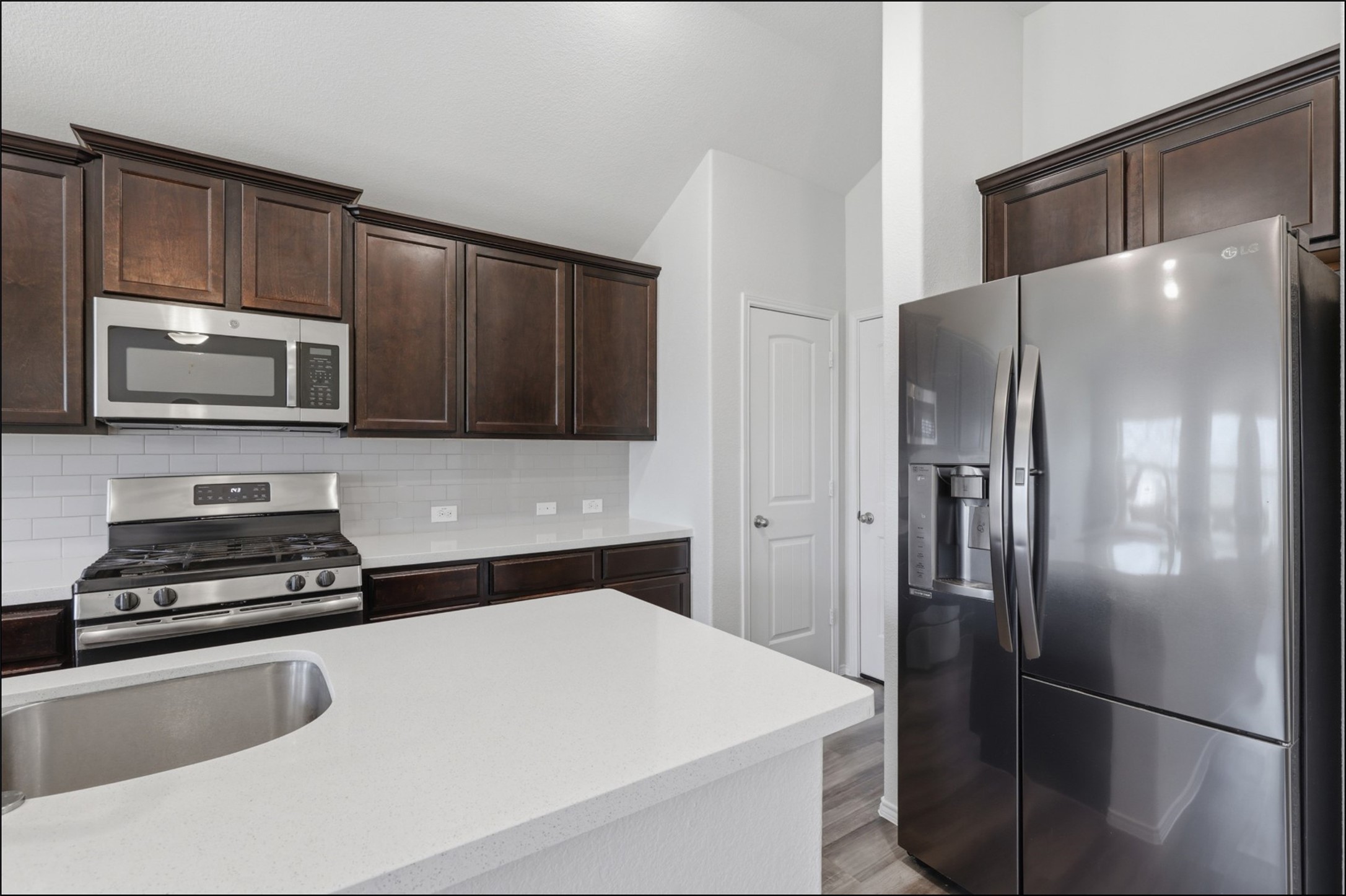 1860 Alamandine Avenue Cross Roads TX 76227