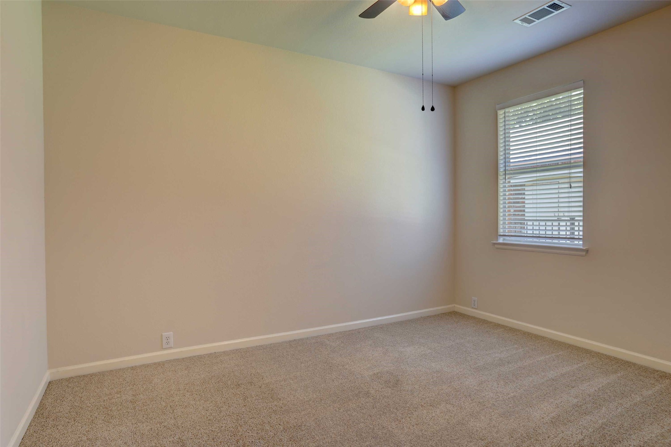 1402 Ballycastle Lane Corinth TX 76210