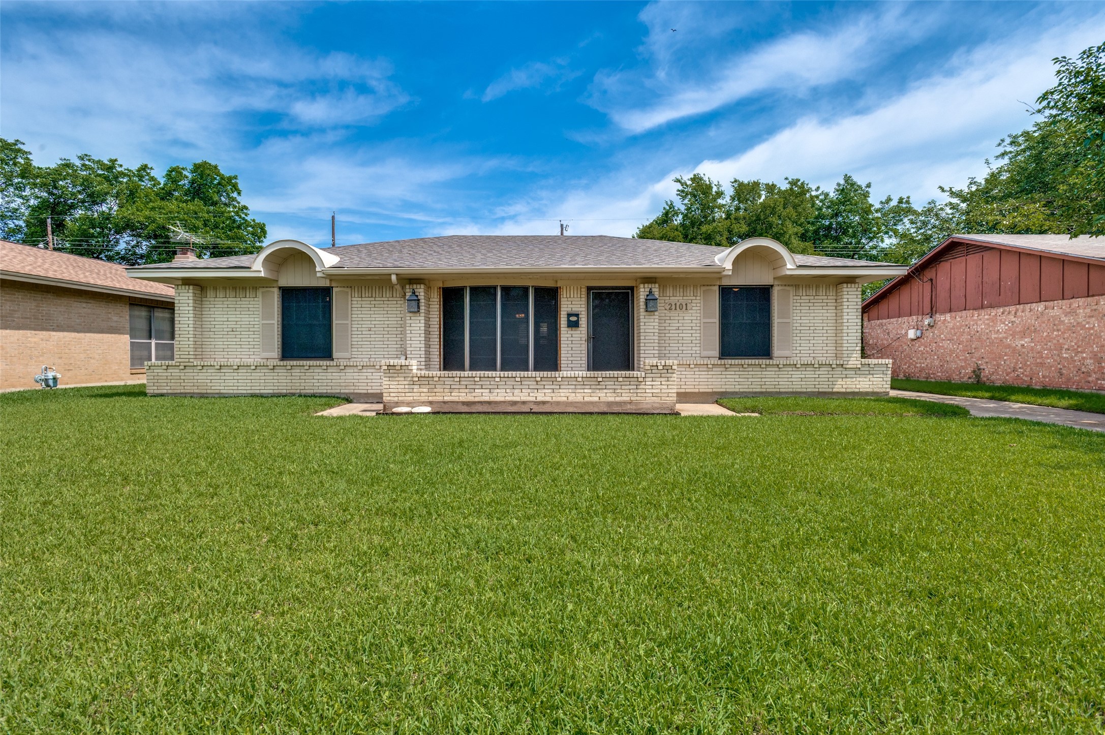 2101 Spanish Trail Irving TX 75060