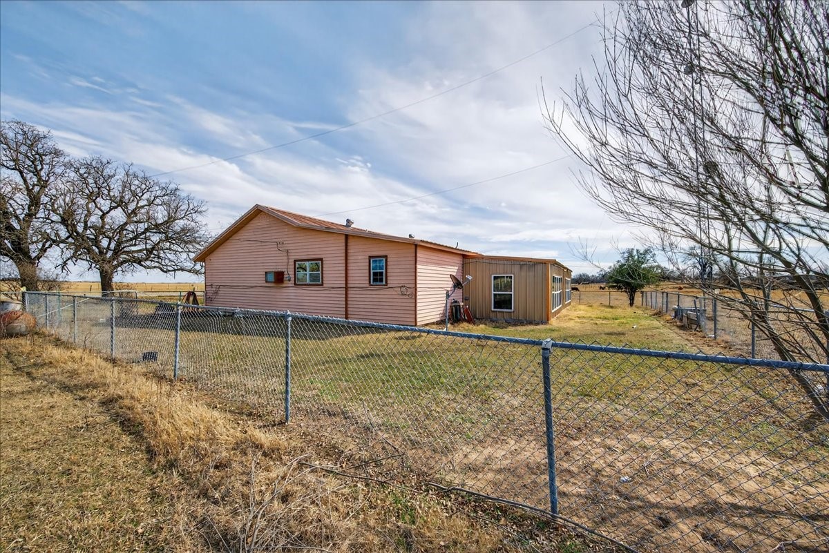 900 Fm 2921 De Leon TX 76444