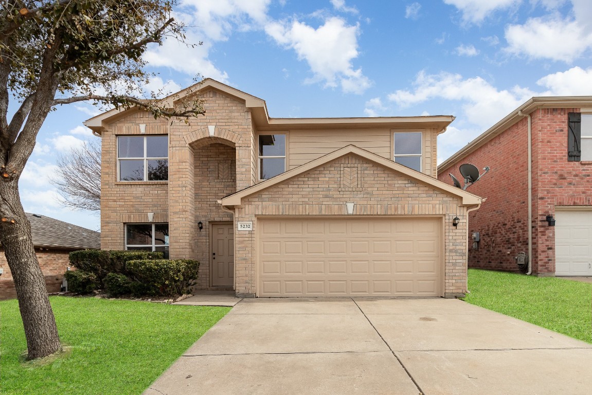5232 Mirror Lake Drive Haltom City TX 76117