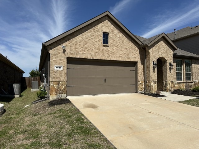 3922 Sidney Lane Heath TX 75126
