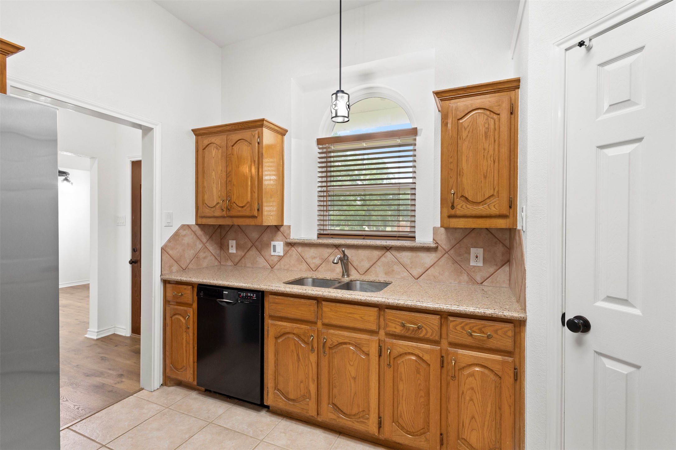 123 Catawba Road Waxahachie TX 75165