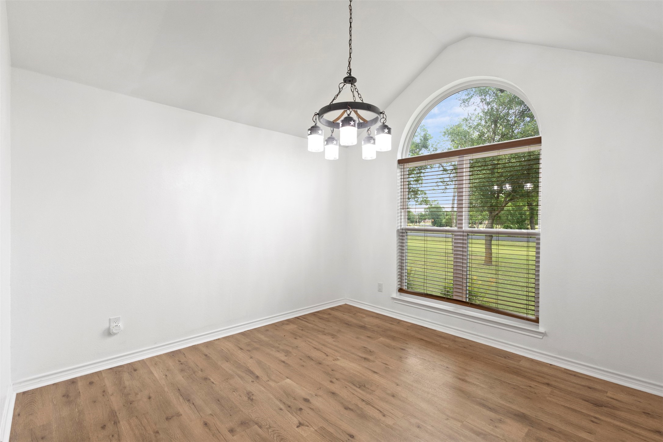 123 Catawba Road Waxahachie TX 75165