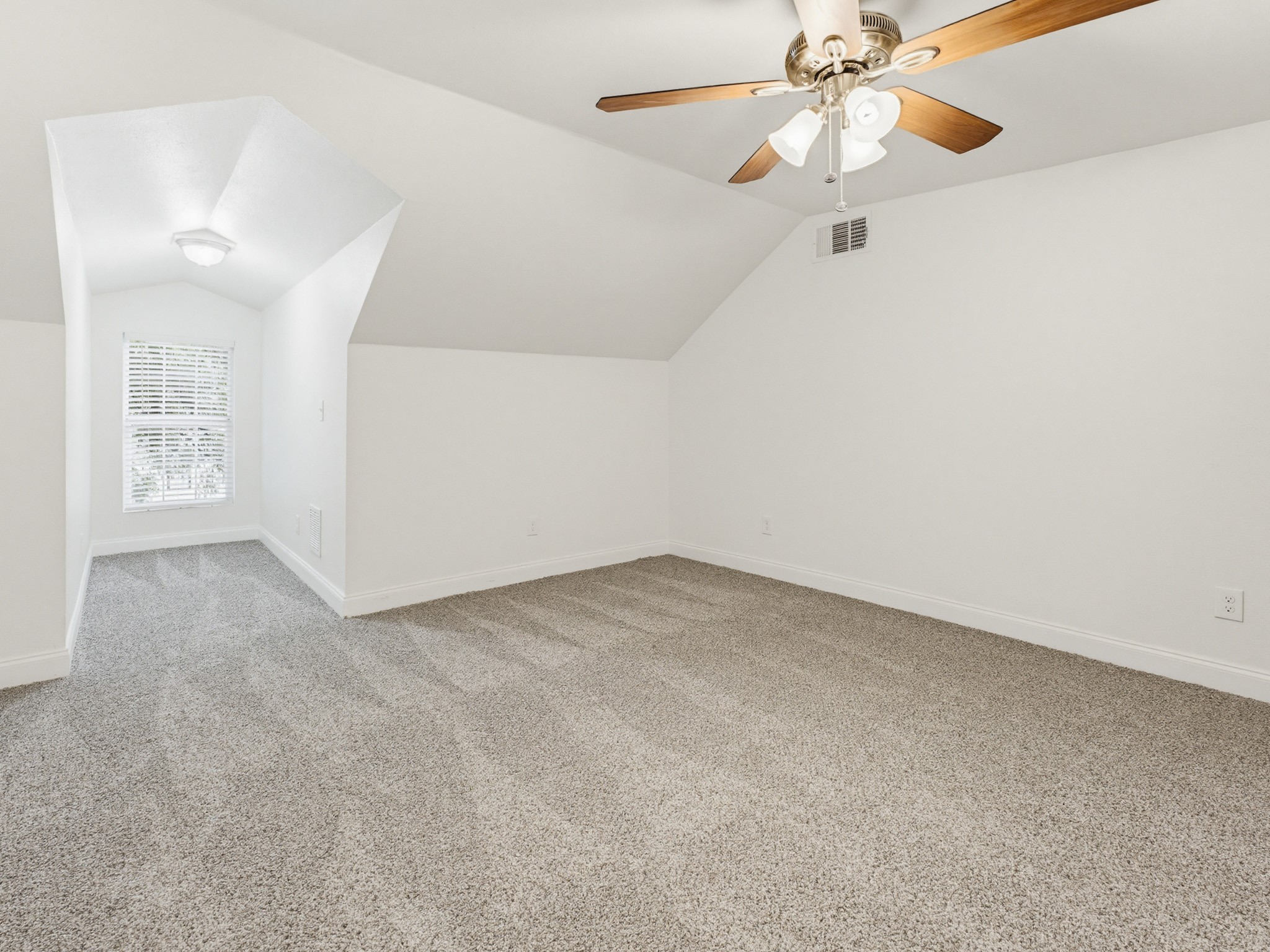 5416 Dartmouth Avenue River Oaks TX 76114