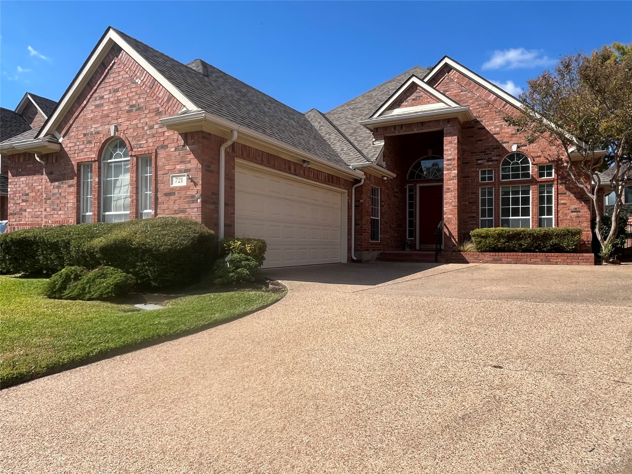 721 Village Green Drive Desoto TX 75115