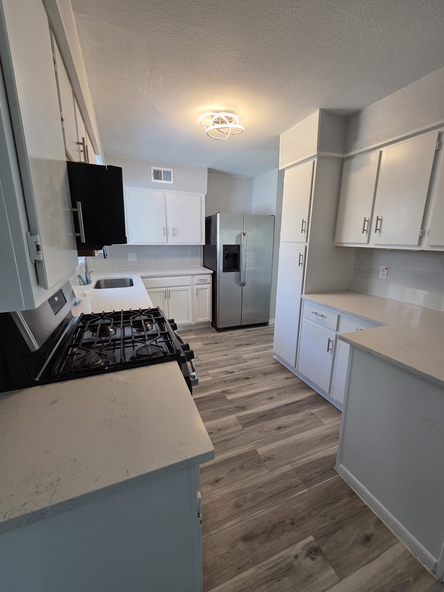 1805 W Washington Street Sherman TX 75092