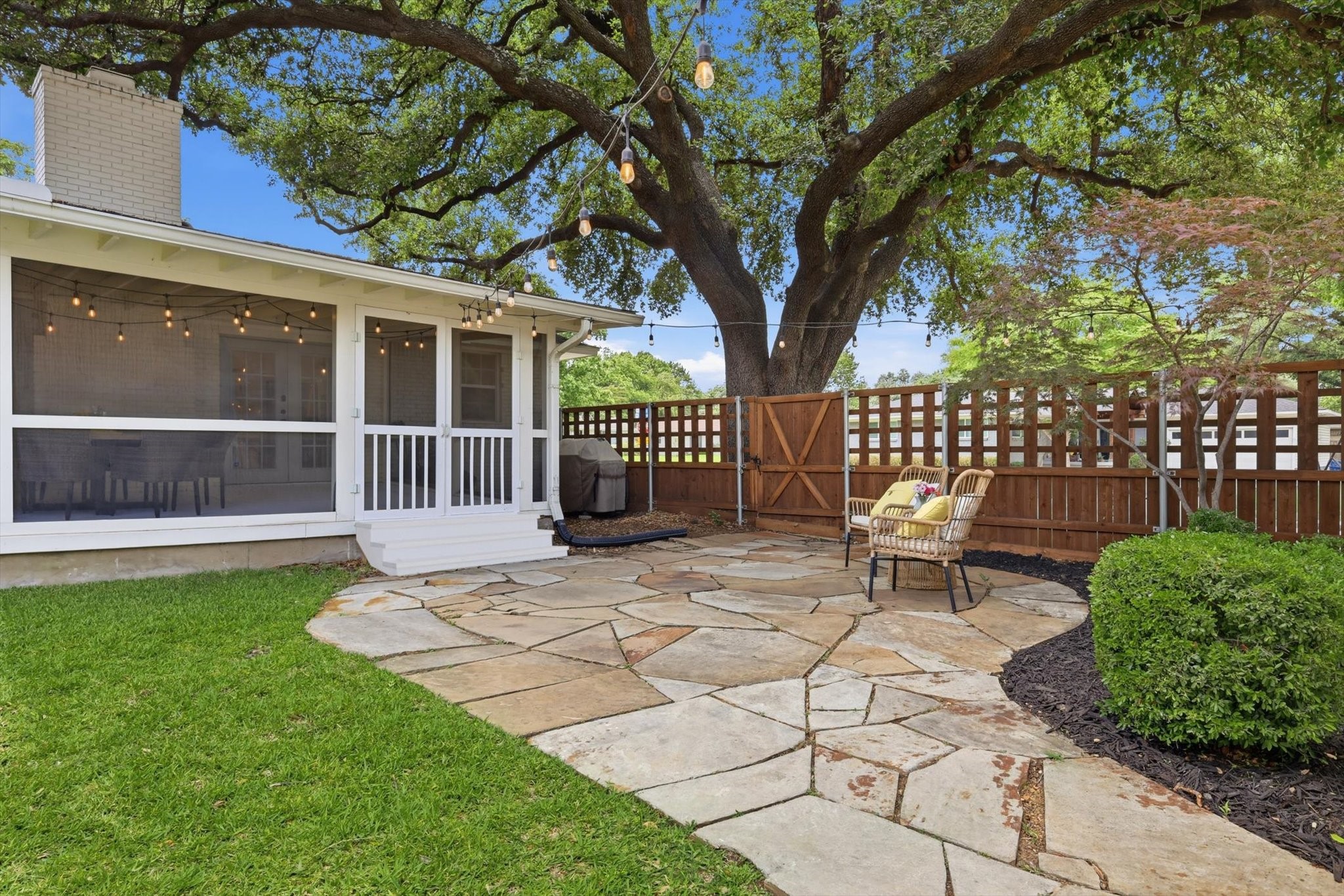 406 Saint Lukes Drive Richardson TX 75080