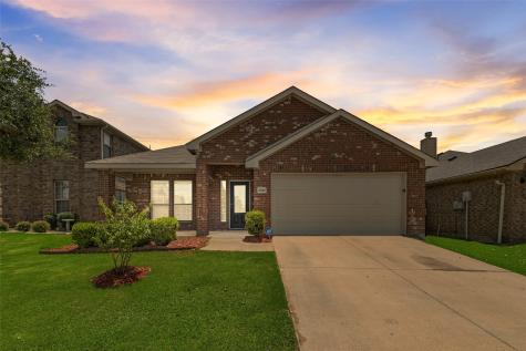 2046 Dripping Springs Drive Forney TX 75126