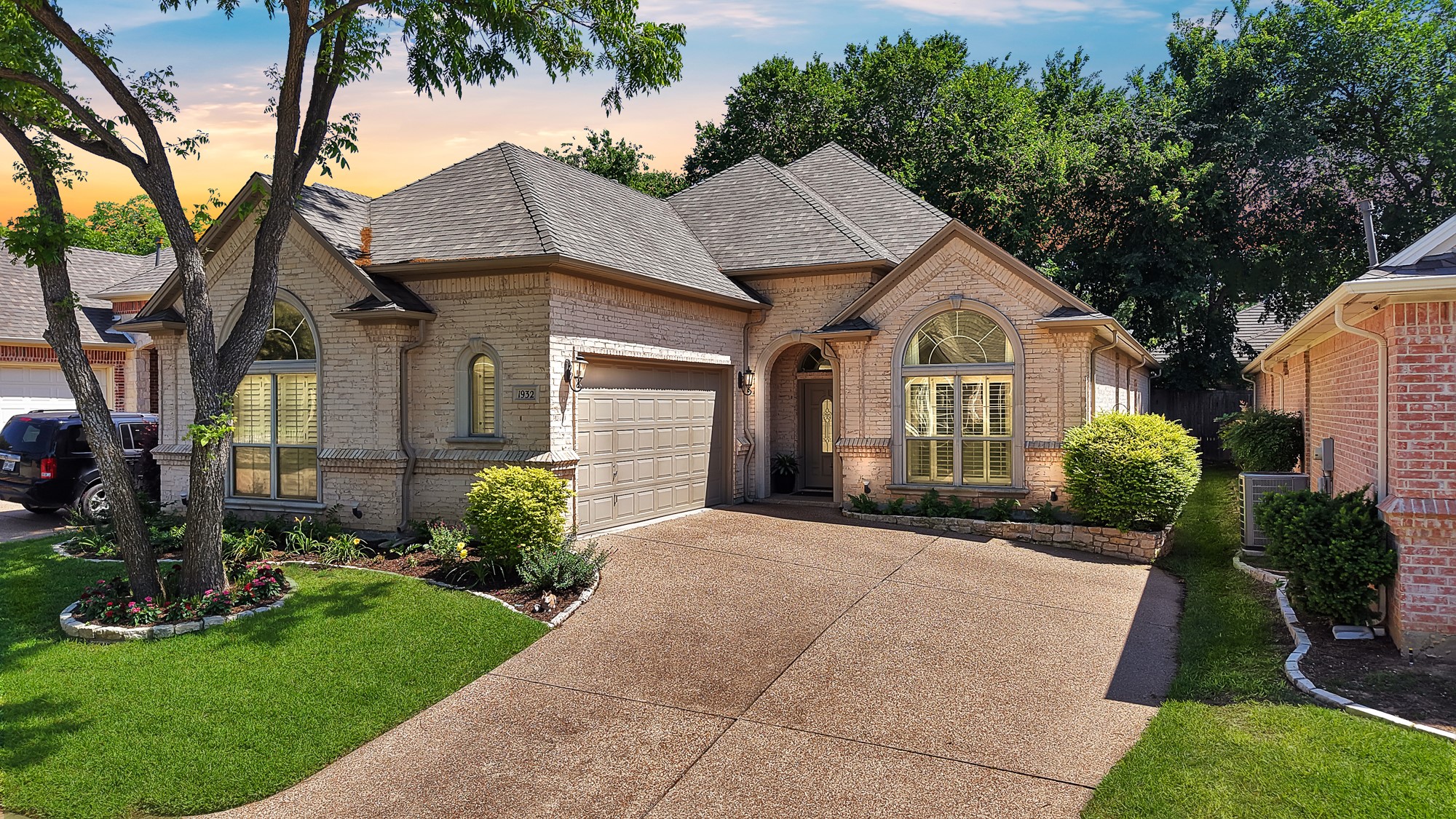 1932 Channing Park Drive Arlington TX 76013