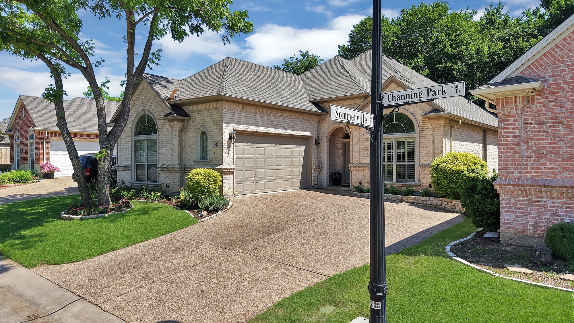1932 Channing Park Drive Arlington TX 76013