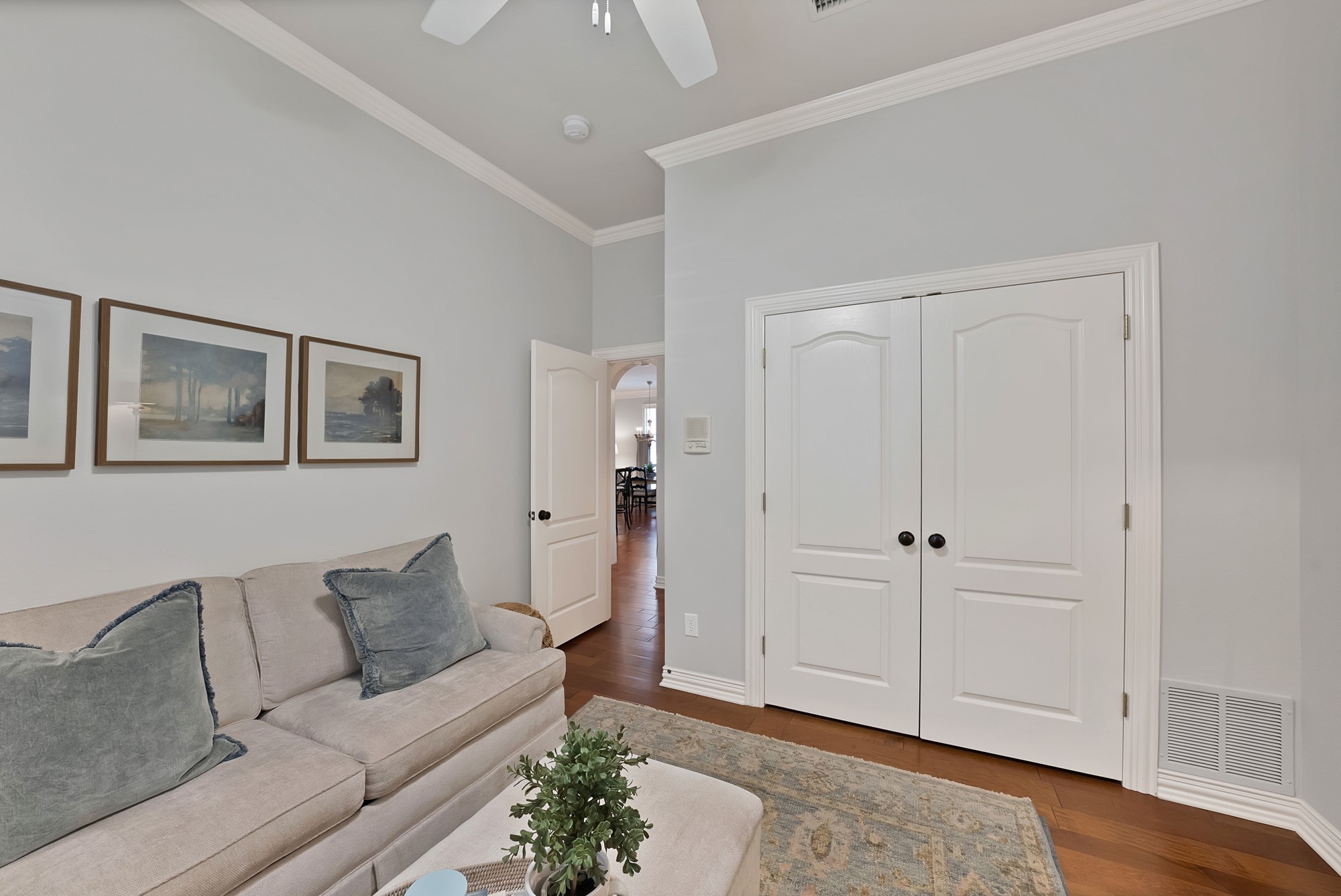 1932 Channing Park Drive Arlington TX 76013