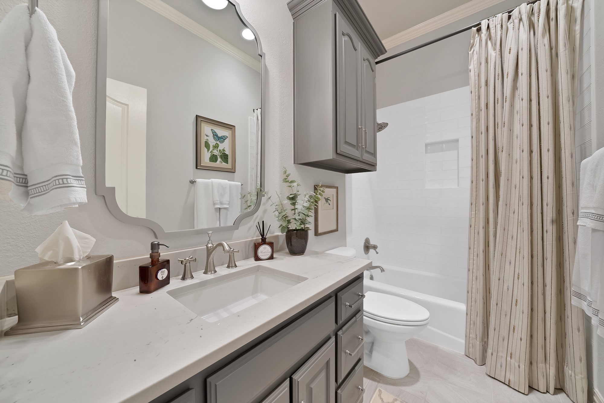1932 Channing Park Drive Arlington TX 76013