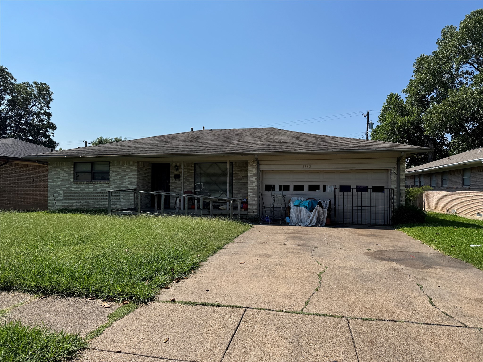 8642 Barclay Street Dallas TX 75227