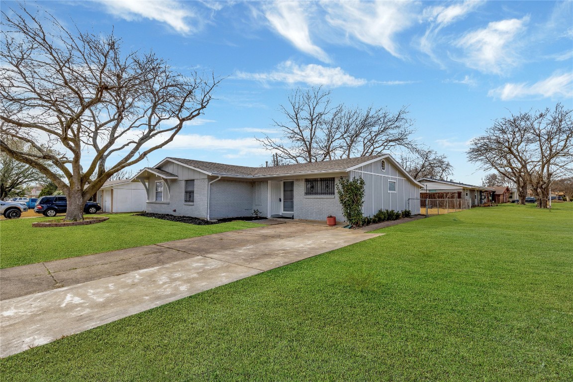3621 Flamingo Way Mesquite TX 75150