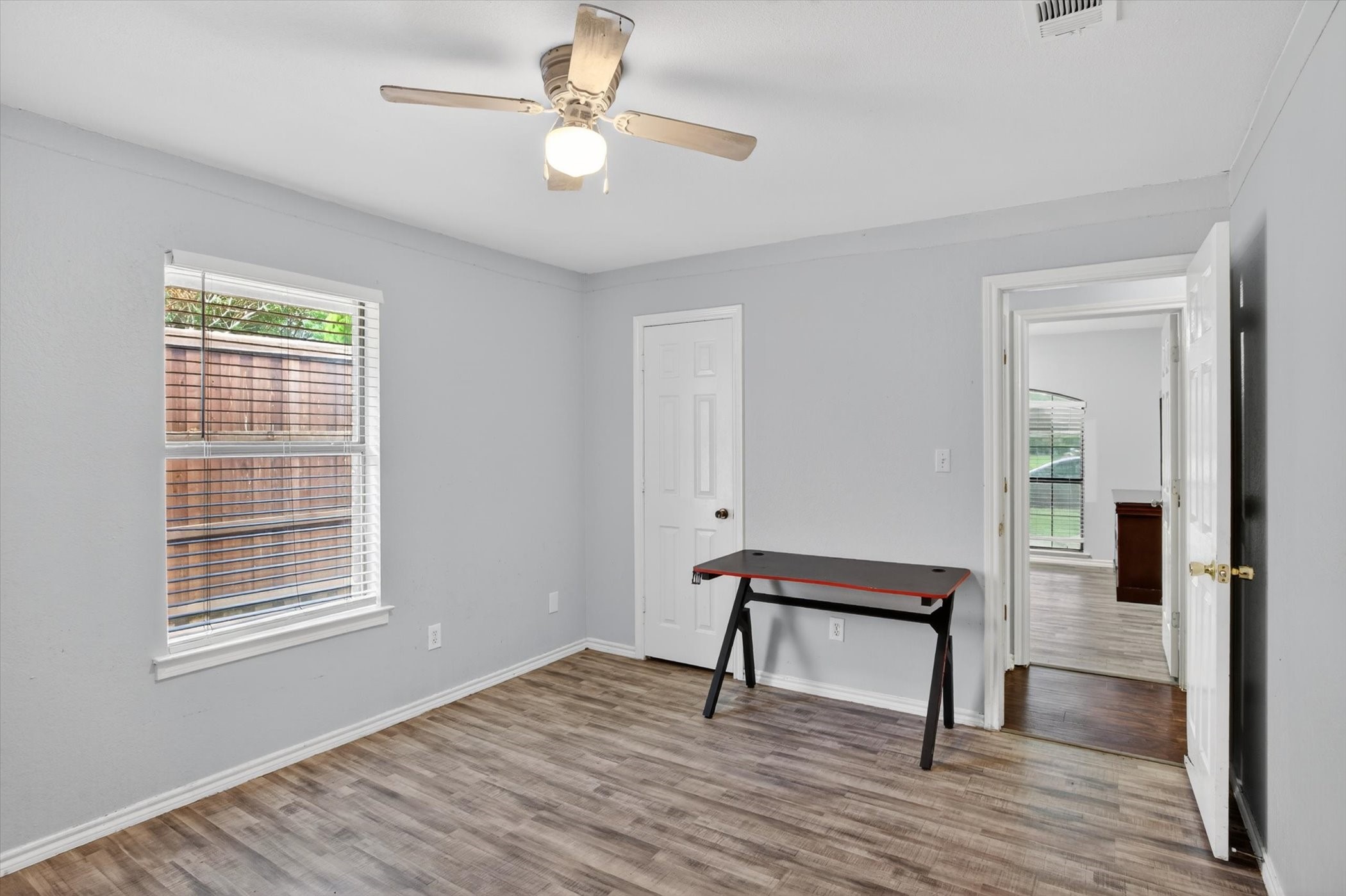 2128 Turf Club Drive Arlington TX 76017