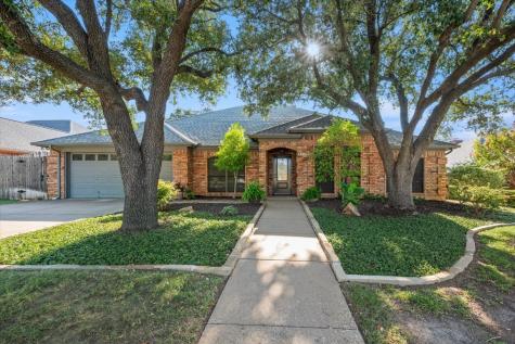 9312 Weeping Willow Drive North Richland Hills TX 76182