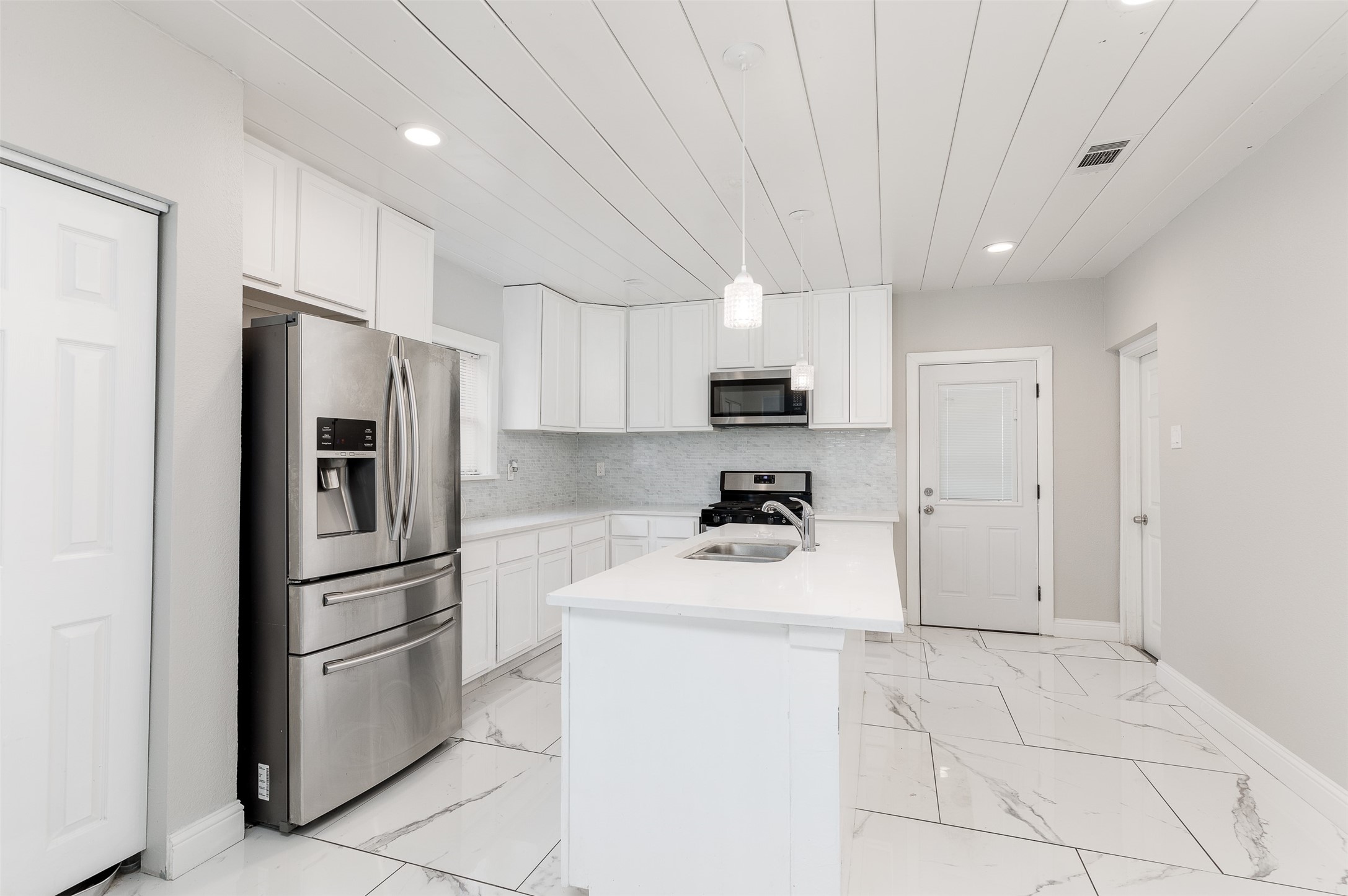 5702 Ellsworth Avenue Dallas TX 75206