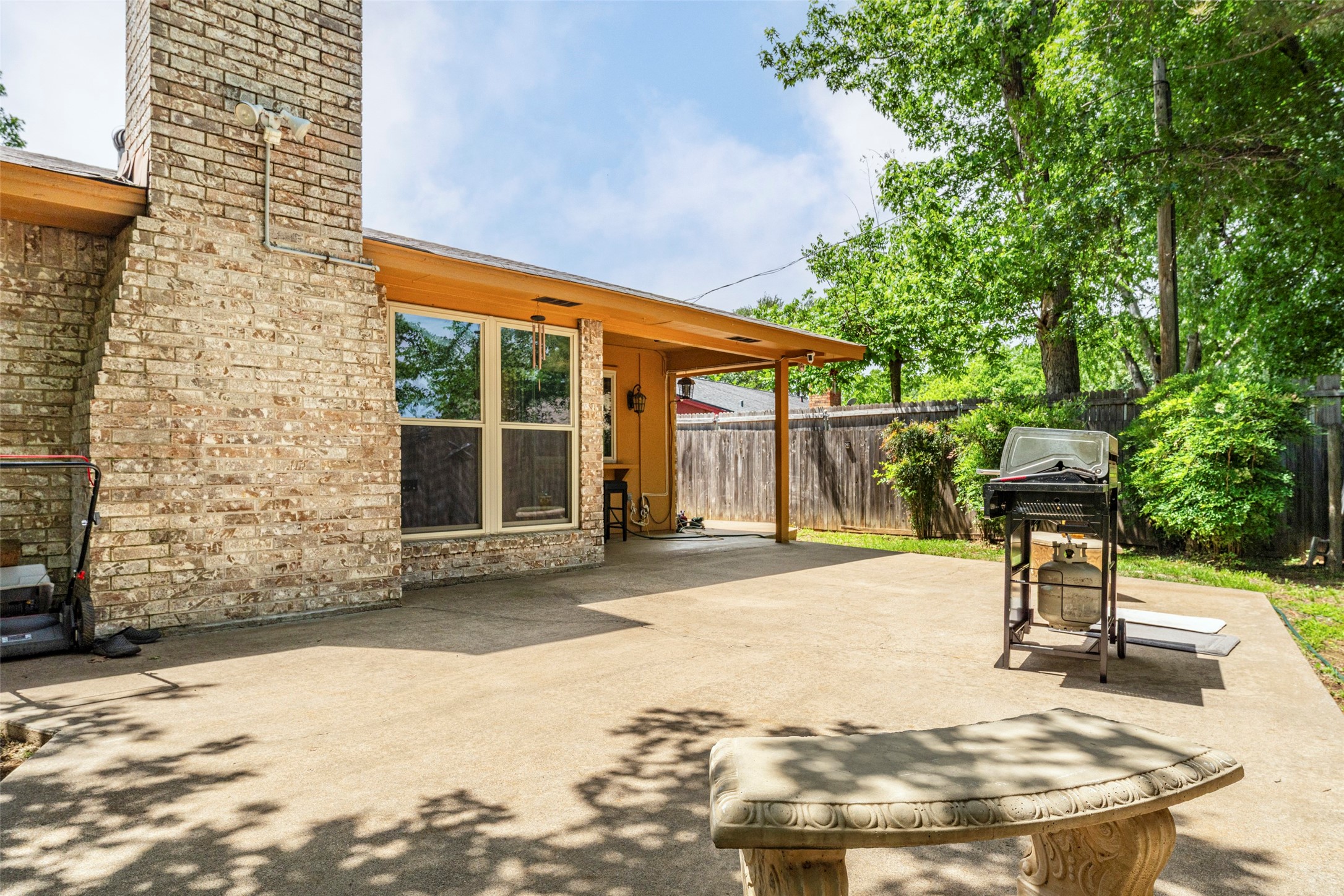 2303 Hazelwood Court Arlington TX 76015